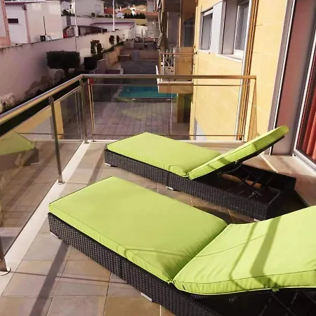 Apartamento T2 Acolhedor C/ Piscina Aquecida